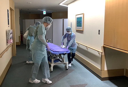 新型コロナウイルス感染症の対応の様子（病棟）