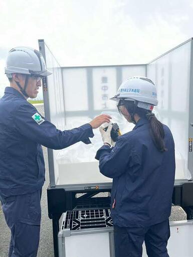 仮設タンク組み立て