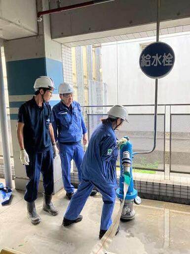 市立豊中病院給水栓