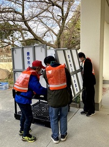 泉丘小学校での組立訓練