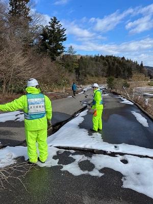 道路の隆起や陥没