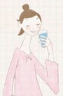 水を飲む女性のイメージ画像