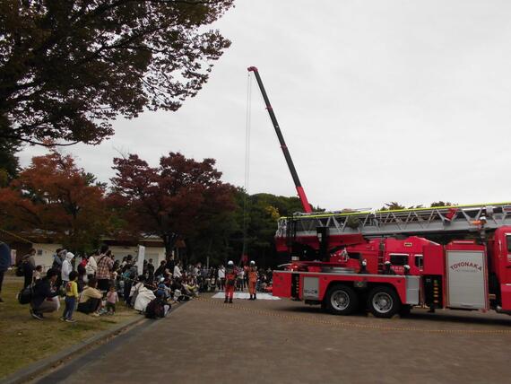 消防はしご車の様子