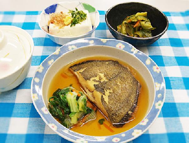 煮魚（カレイ）の画像