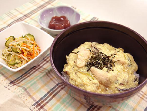 親子丼（ご飯150g）の画像