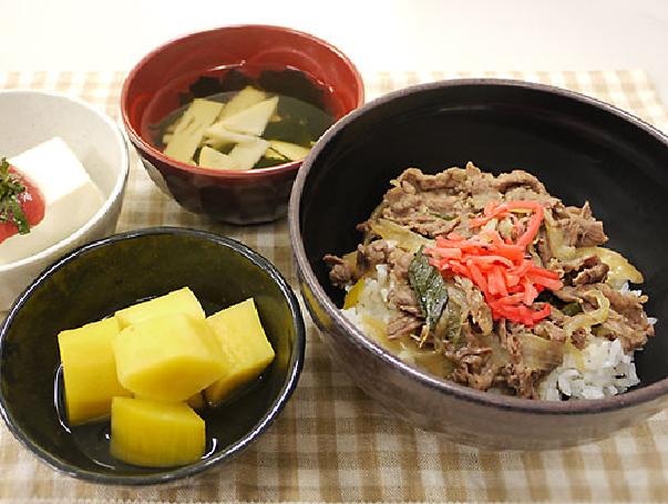 牛丼(ご飯150 g)の画像