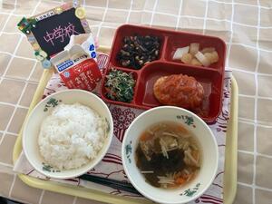 給食の写真