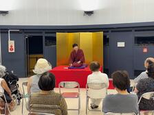 8月演者