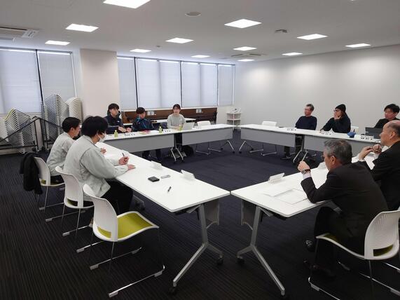 自治体や事業所との意見交換会
