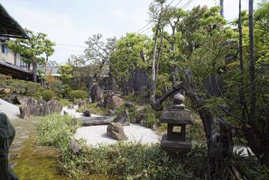 西山氏庭園　青龍庭の写真
