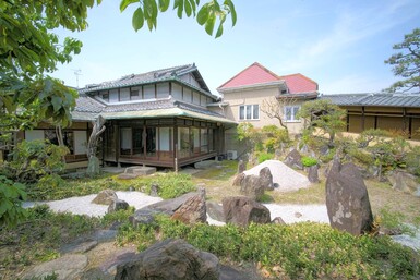 西山家住宅　離れ、洋館、渡り廊下