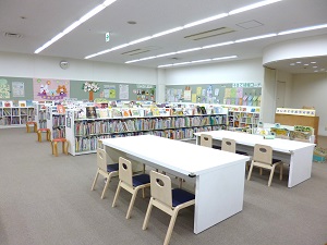 豊中市立千里図書館の自習室